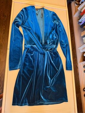 Missguided Teal Blue Velvet Mini Dress